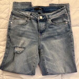 1822 Denim Light Blue Cropped Jeans